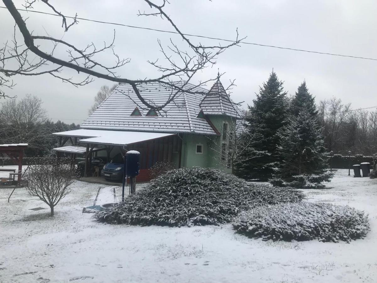 Balatongyörök Balaton Garden 아파트 외부 사진