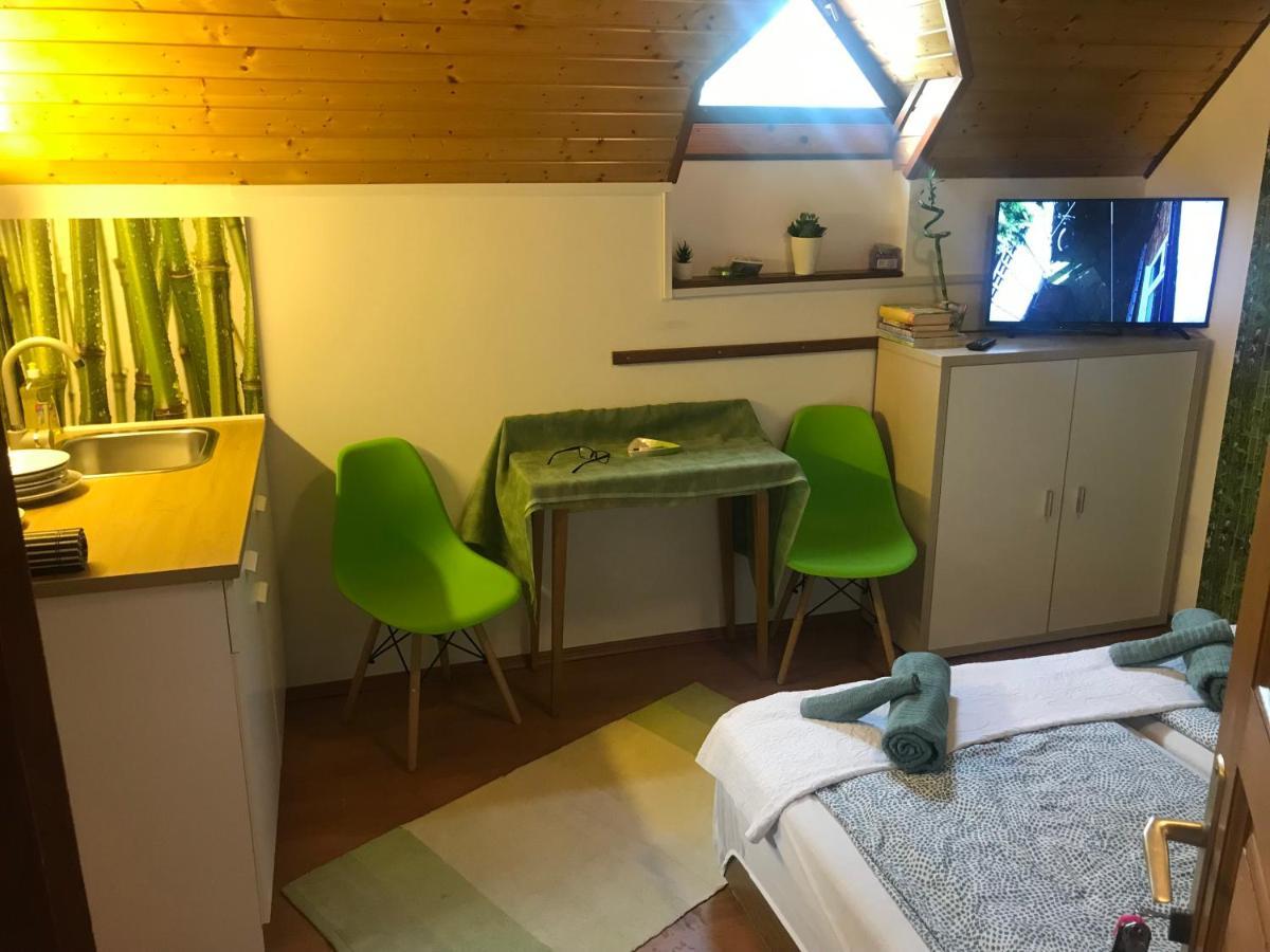 Balatongyörök Balaton Garden 아파트 외부 사진